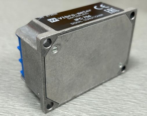 IPC704 244-704-000-042 A1-B10-C17.2-D350-E2-F2000-G0-H0-I0 Signal Conditioner